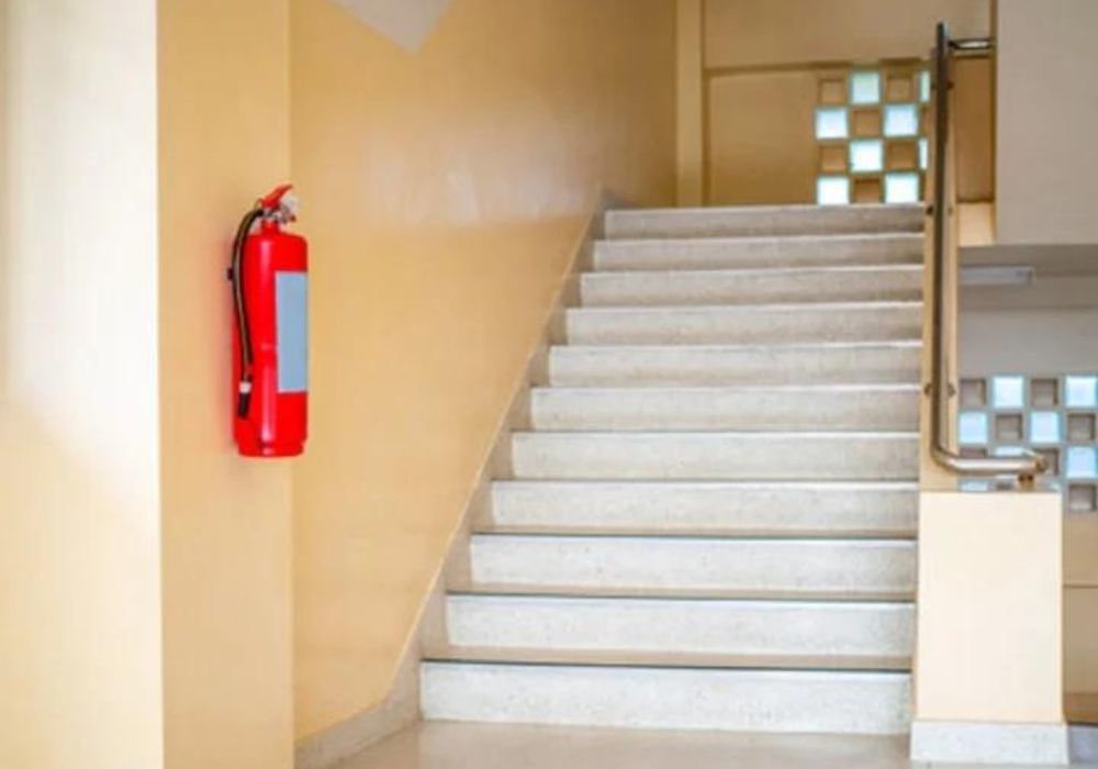 3. cách thoát hiểm khi cháy ở chung cư