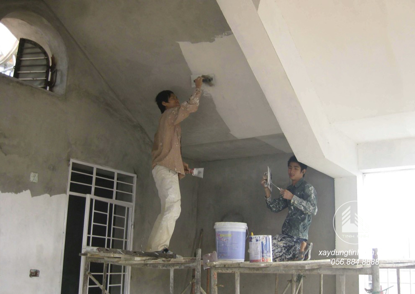Sửa nhà trọn gói phần sơn bả - xaydungtinhanh.com- 4