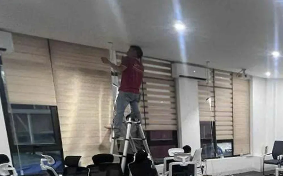 Thi công văn phòng sơn bả, thạch cao, kính, hoàn thiện nội thất