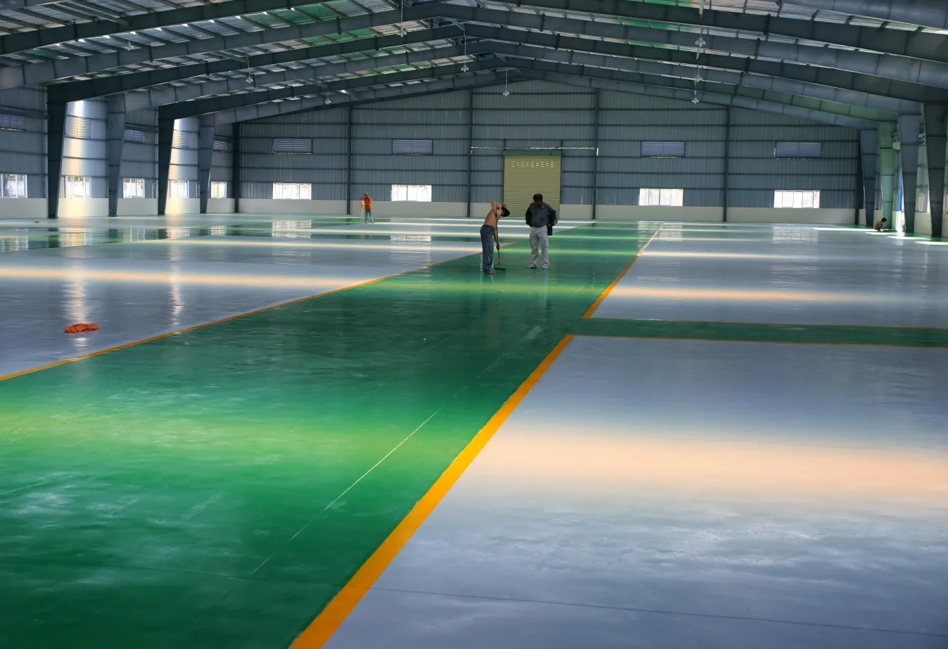 Thi công sơn nền Epoxy nhà xưởng bảo vệ và nâng cấp sàn