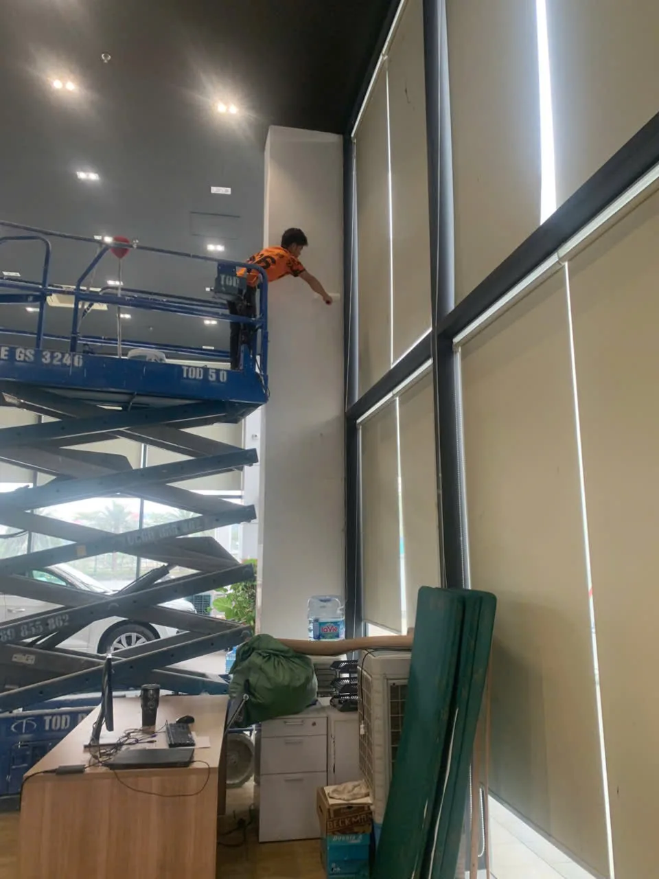 Tổng quan về thi công sơn bả nhà ở Trại Cá Trương Định - Sơn lót