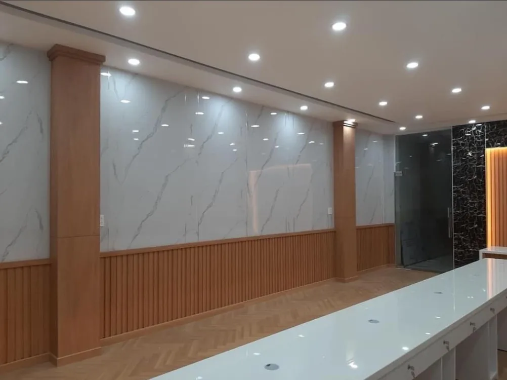 Thi công tấm ốp tường cho văn phòng